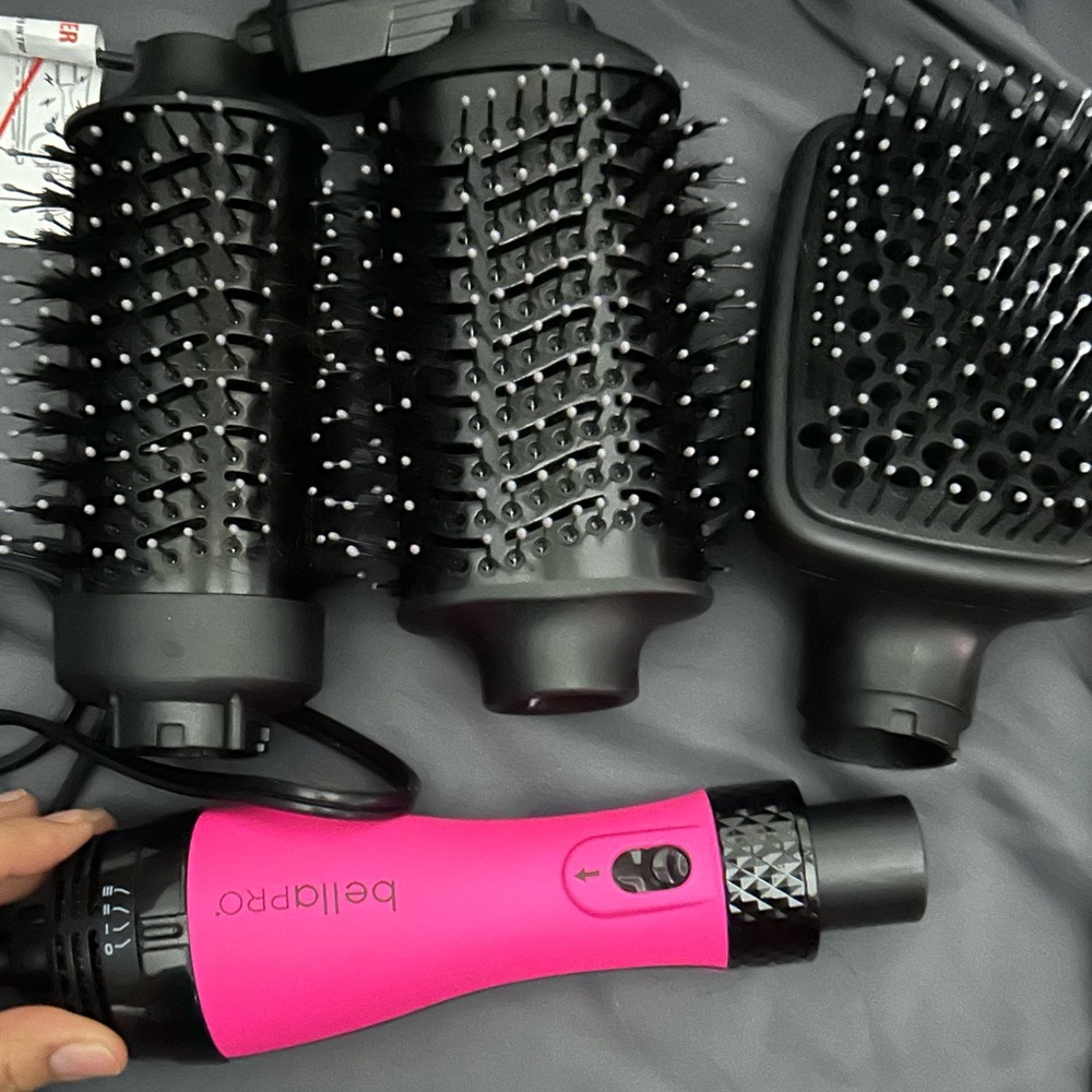 Bella pro Blowdryer brush